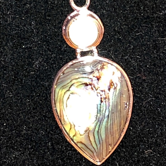 🌈 Abalone Necklace - Picture 1 of 4